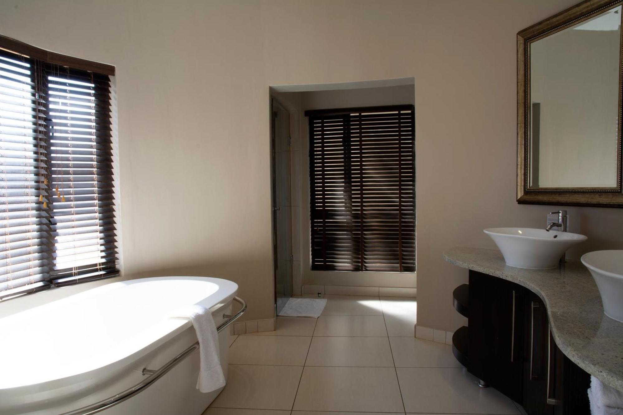 Legend Simba Safari - Legend Golf Safari Resort Golders Green المظهر الخارجي الصورة